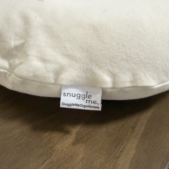 Snuggle Me Lounger - Picture 2 of 3